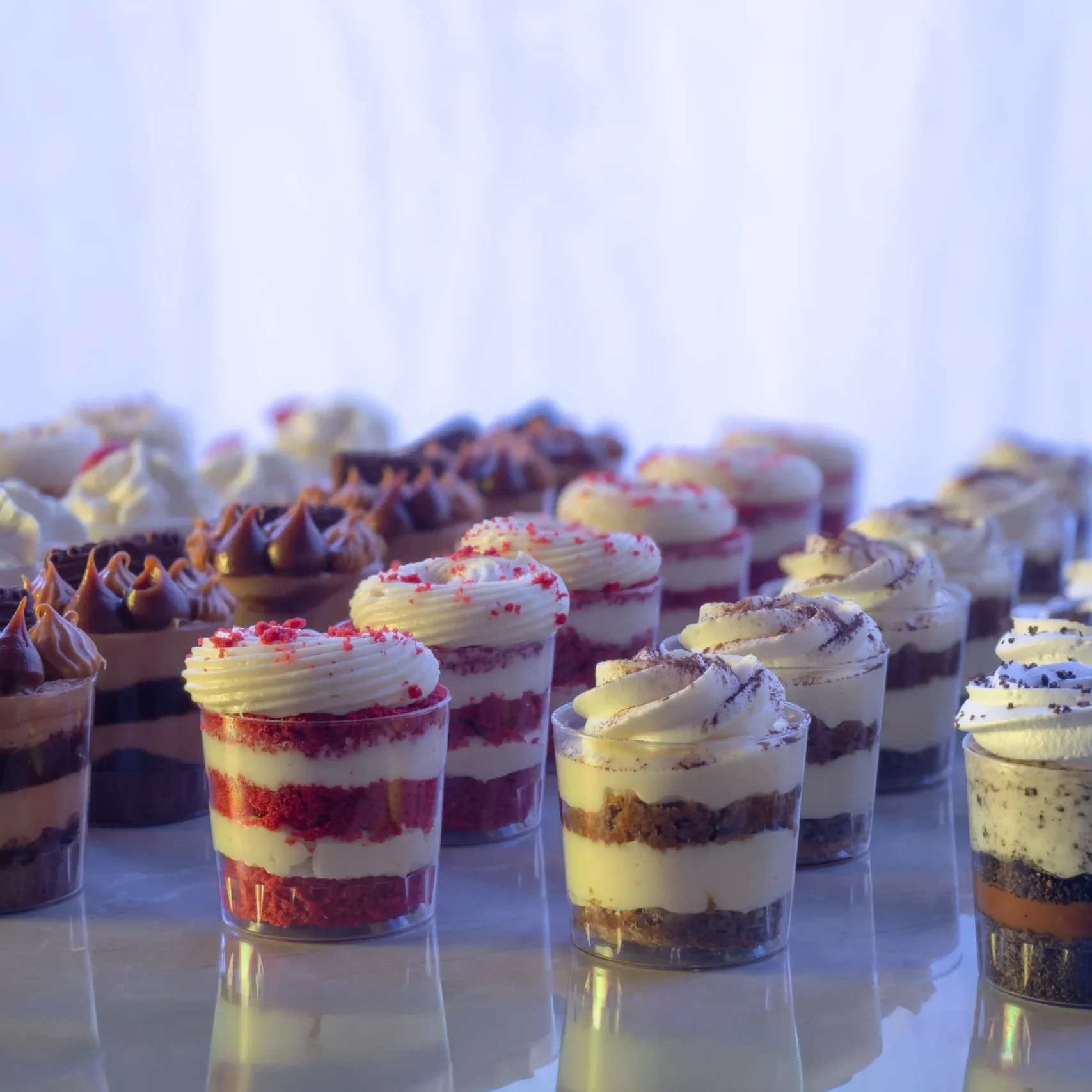 Postres en Shots y Mesa Dulce Aromë